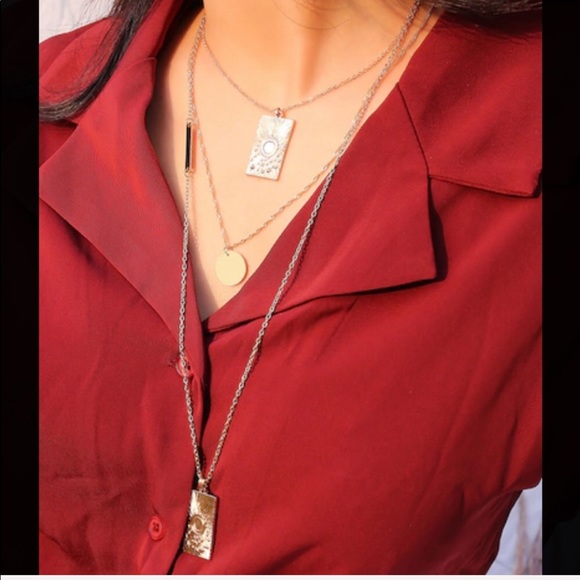 LAST ONE SALE Triple Layer Sunset Pendant Necklace - Picture 2 of 7